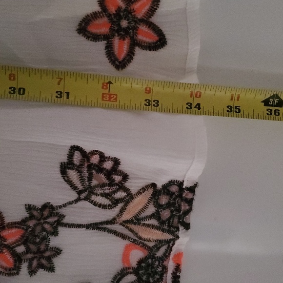 J.O.A Los Angeles Floral Embroidered Faux Wrap Midi Skirt Size Small High-Low - Picture 10 of 10